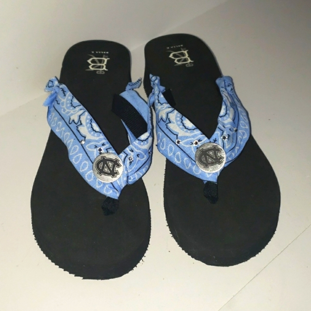 "UNC" NEW Bella K SADIE Bandana Carolina Blue Flip Flops